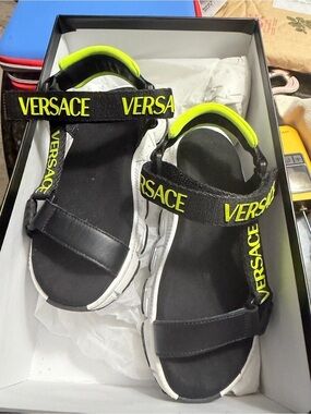 Versace Kids Black and Neon Yellow Logo Sport Sandals